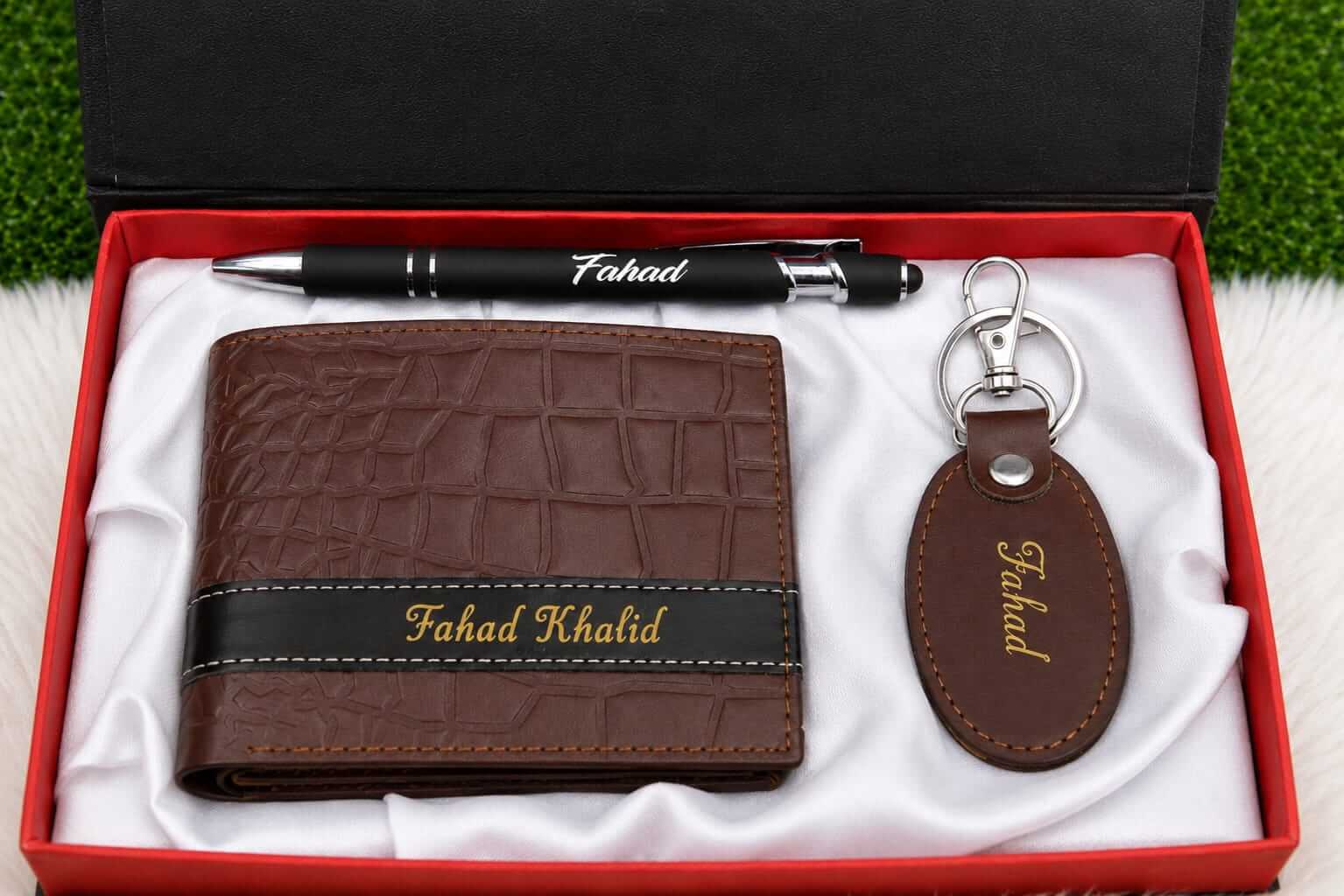Customized Picture Wallet With Keychain