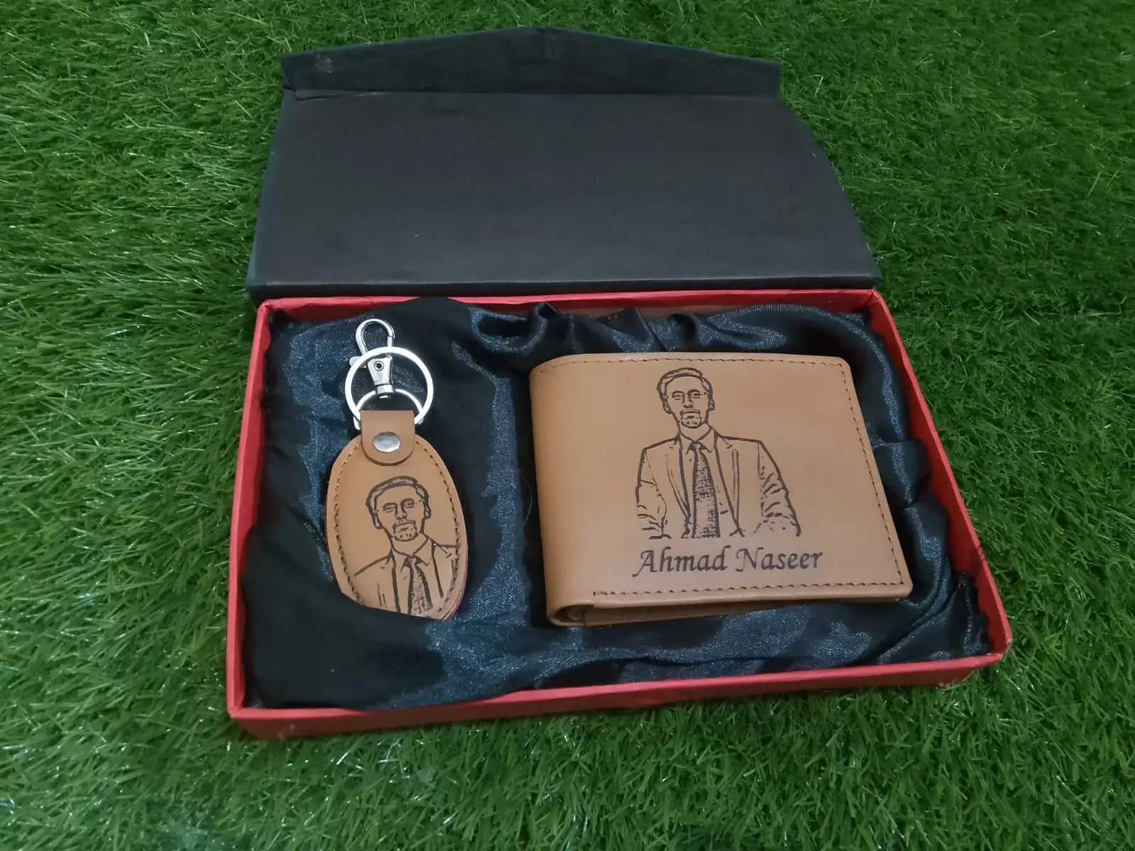 Customized Picture Wallet With Keychain